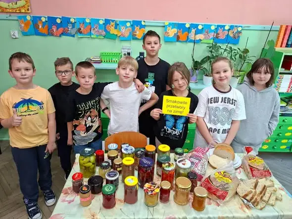 Klasa III b z Lęborka odkrywała smaki domowych przetworów