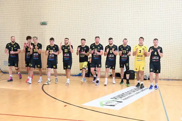 Sierakowicka Liga Piłki Siatkowej: Gryf Lębork z kompletem zwycięstw na start sezonu